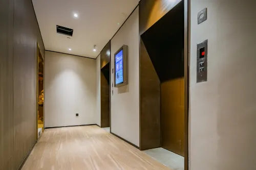 HanTing Hotel (Xi'an Bell and Drum Tower Wulukou Subway Station) Area Publik Photos