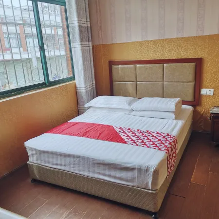 Wangjiang Dazhogn Hotel