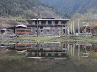 Yubeng International Youth Hostel