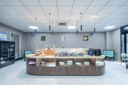 PRIUS Mango Hotel (Ningbo University Science and Technology College) Отели рядом с достопримечательностью «College of Science and Technology, Ningbo University»