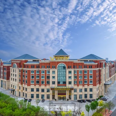 Vienna International Hotel(Tianjin Binhai New Area Eco-city Beitang Ancient Town Store) Hotels near Tianjin Aqua Magic