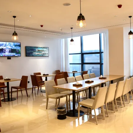 City Comfort Inn Hotel (Jiayu Development Avenue)