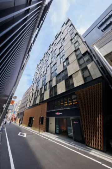 the b ginza 鄰近JR新橋站的酒店