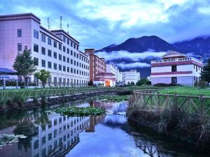 Pingcuo Kangsang Zangbo Garden Hotel