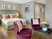 Warwick Reine Astrid - Lyon Hotels in Lyon