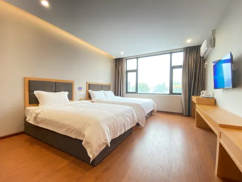 Ningbo Yijia Hotel