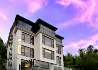 Anji Banxia Homestay (Anji Yunshang Grassland Resort Store)