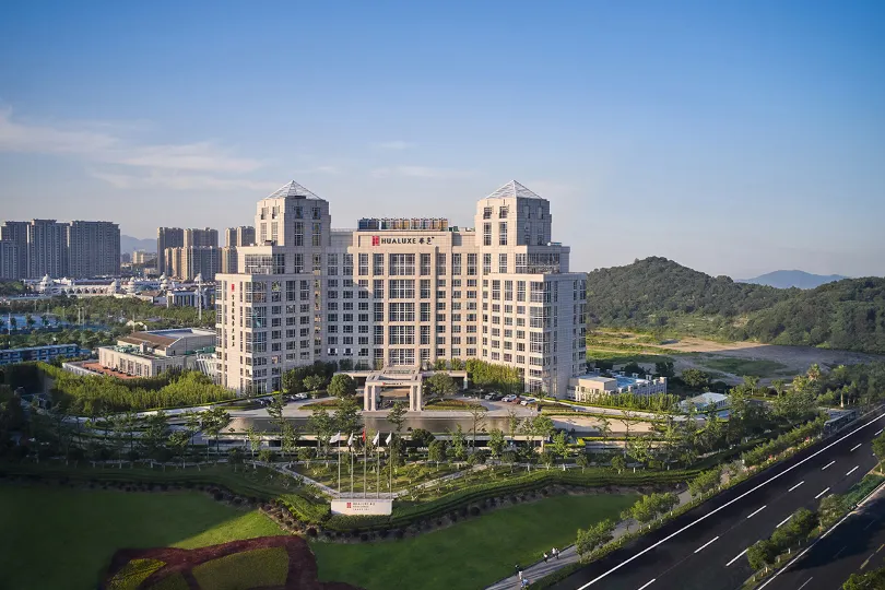 HUALUXE Ningbo Harbor City by IHG
