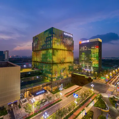 Novotel Xian Xixian Hotels near Lanbowan Hot Spring Water World