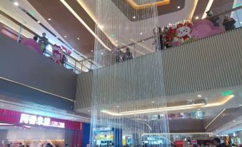 Yishang Hotel (Wuhan Vanke future center wulidun subway station store)