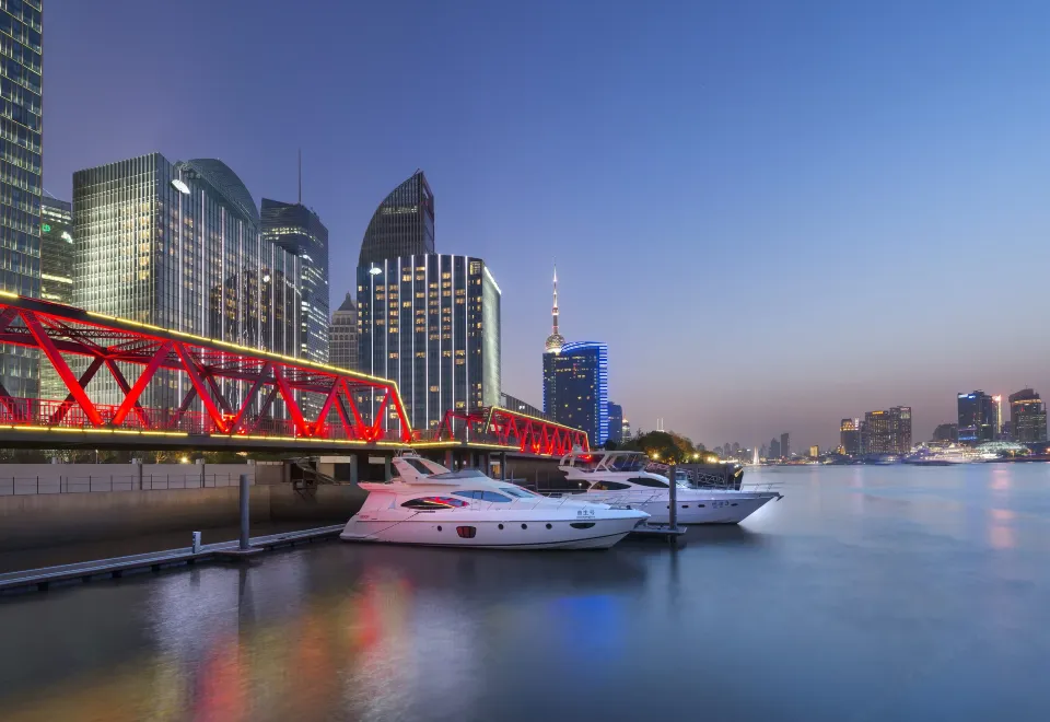 The 10 Best Luxury Hotels in Shanghai for an Unforgettable Journey