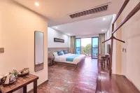 Big Banyan Tree Resort - balcony
