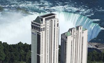 Hilton Niagara Falls/ Fallsview Hotel and Suites