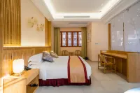 Floral Hotel·Wang Yan Bieyuan Hotel (Leizhou Maode Gonggucheng Store) Hôtels à : Leizhou