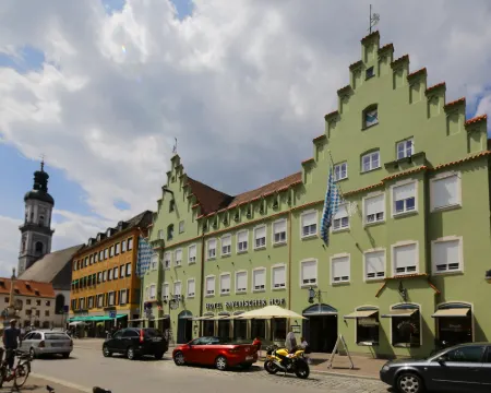 バイエリッシャー ホフ フライジンクのホテル