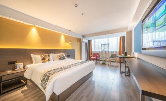 Huating Yunqi Hotel