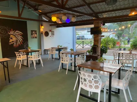 Mango's Park Port Dickson by Zuzu Отели в г. Порт-Диксон