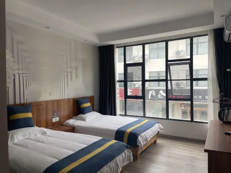 Jinzhai Tianjing Mountain Villa (Tiantangzhai Scenic Area) Отели рядом с достопримечательностью «Baima Canyon»