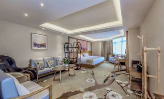 Suitetrails - Yichun Weiwei Sunshine Hotel