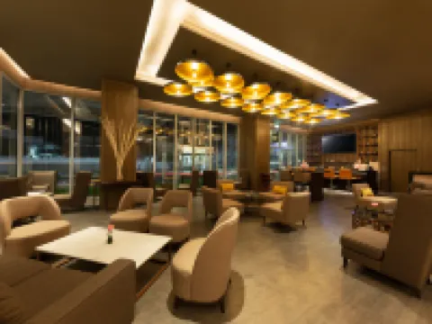 ซีแล็กซ์ โฮเทลแอนด์เรสซิเดนซ์ โรงแรมในย่างกุ้ง