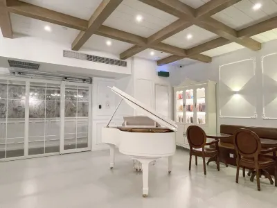 Hangzhou Lighting Lanshan Youth Hostel Hotel a 