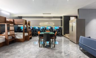 i Electronic Sports Hotel (Zhengzhou Jiankang Road)