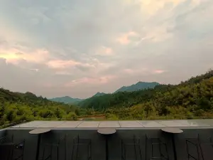 Backlight Resort B&B (Ningguo Sequoia Forest Scenic Area Branch)