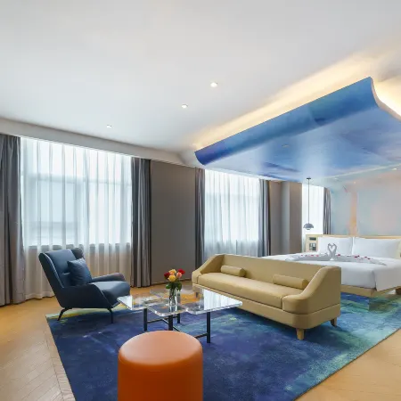 Ibis Hotel (Maoming Cultural Square Branch)