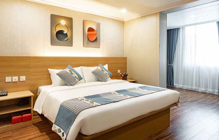 Yantai Shenlan Business Travel Hotel