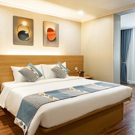 Yantai Shenlan Business Travel Hotel