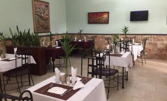 Bougainvillea Hotel