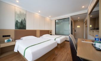 GreenTree Inn Smart Select Hotel (Taicang Nanjing West Road Branch)