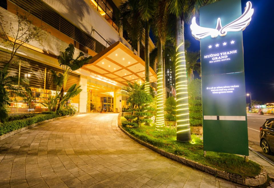 Grand Ha Long Hotel Over view