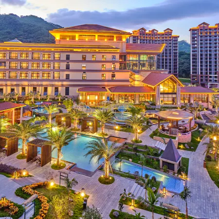 Regal Palace DeRUCCI Resort