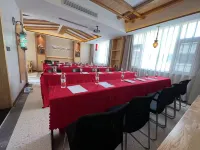Muxuan Hotel (Vocational Education Park) Hotels in Qujing