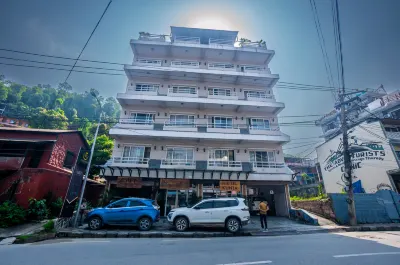 Hotel Kunja Hoteles en Pokhara