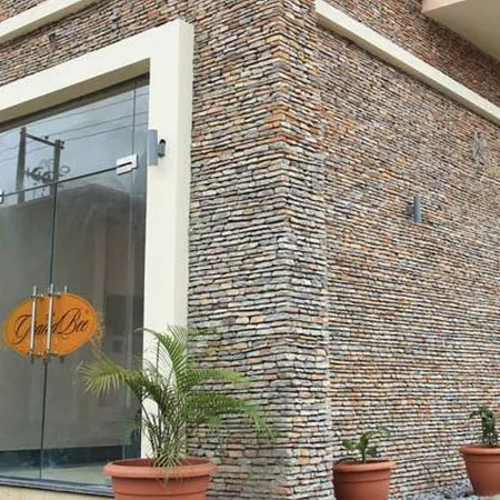Grand Bee Suites