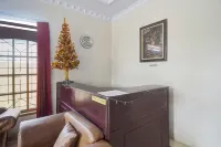 OYO 92041 Hotel Borneo Hotels in South Tondano