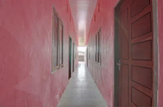 Hotel O Arsen House Hotel di Marpoyan Damai