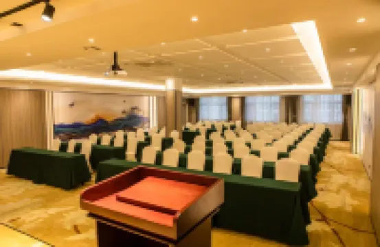 Lansiji Hotel