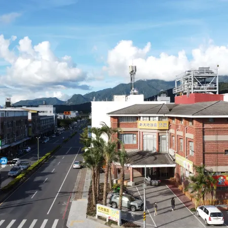 Oasis Hotel Отели рядом с достопримечательностью «Haiduan Bunun Tribe Folk Museum»