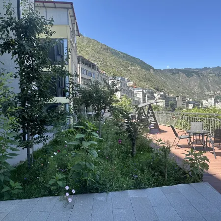 Pingzhen Homestay Hotel