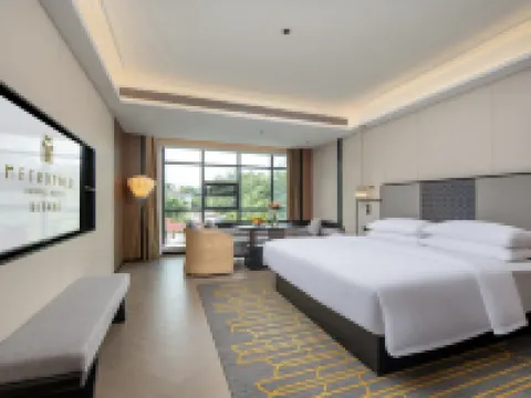 Jinjiang Metropolo Hotel (Motuo Lianhua Park) Hotels in Motuo