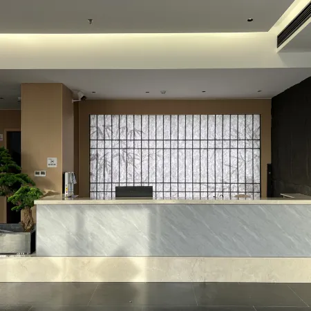 Yimeng Hotel (Queshan Wenbo Road Jianye City)