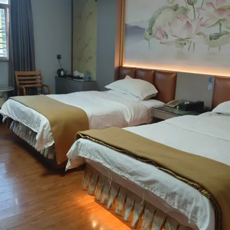 Lianping Hongxiang Hotel