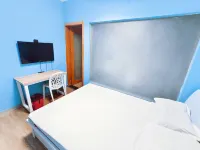 He Huang Memory Youth Hostel Hotels in 