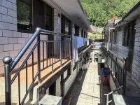 Tulang Hongye Hostel - 2 Yıldız