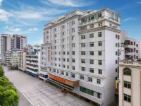 Vienna Hotel Sanya Bay No.1 Hotels near No.1 Farmers Market