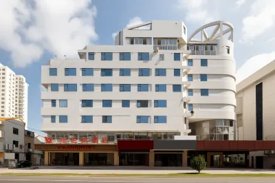 Vienna Hotel Haikou (Qilou Old Street Hainan University Branch) Hotel in zona Haidian Port
