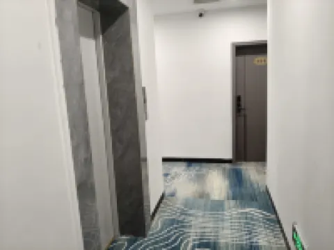 Rongcheng Business Express Hotel Hotels in Yuping